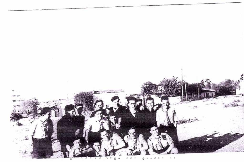 06 SCOUTS DE FRANCE GROUPE BAYARD 1 ERE ORAN zc0079.jpg
